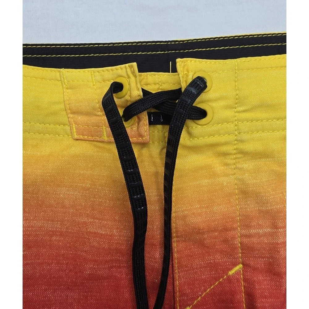 O'Neill Superfreak Multicolored Board Shorts Men's Size 34